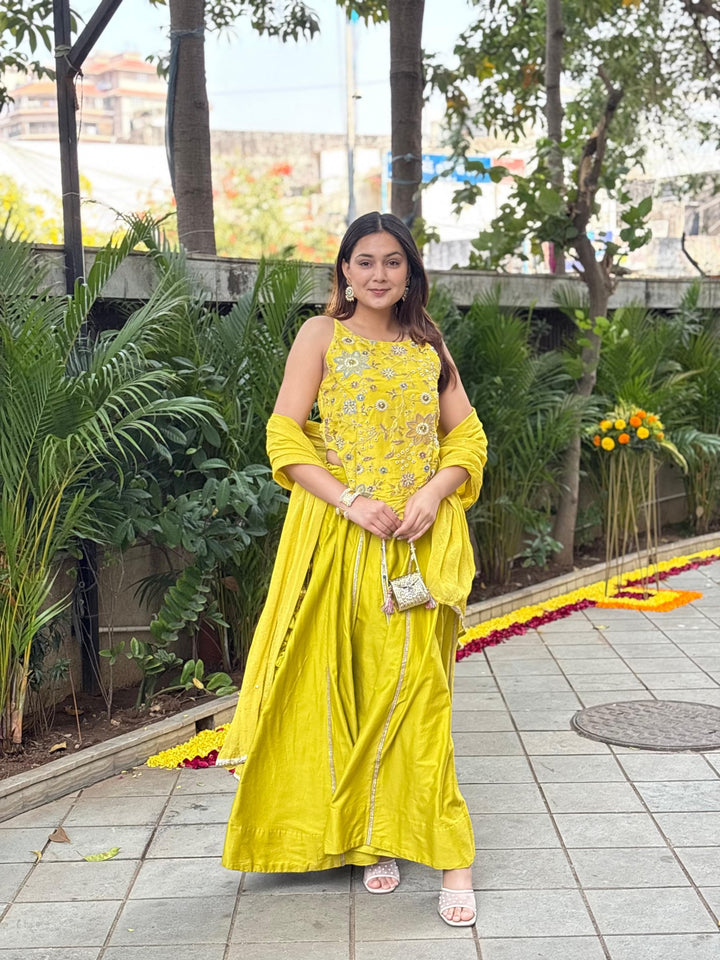 Yellow Tissue Set