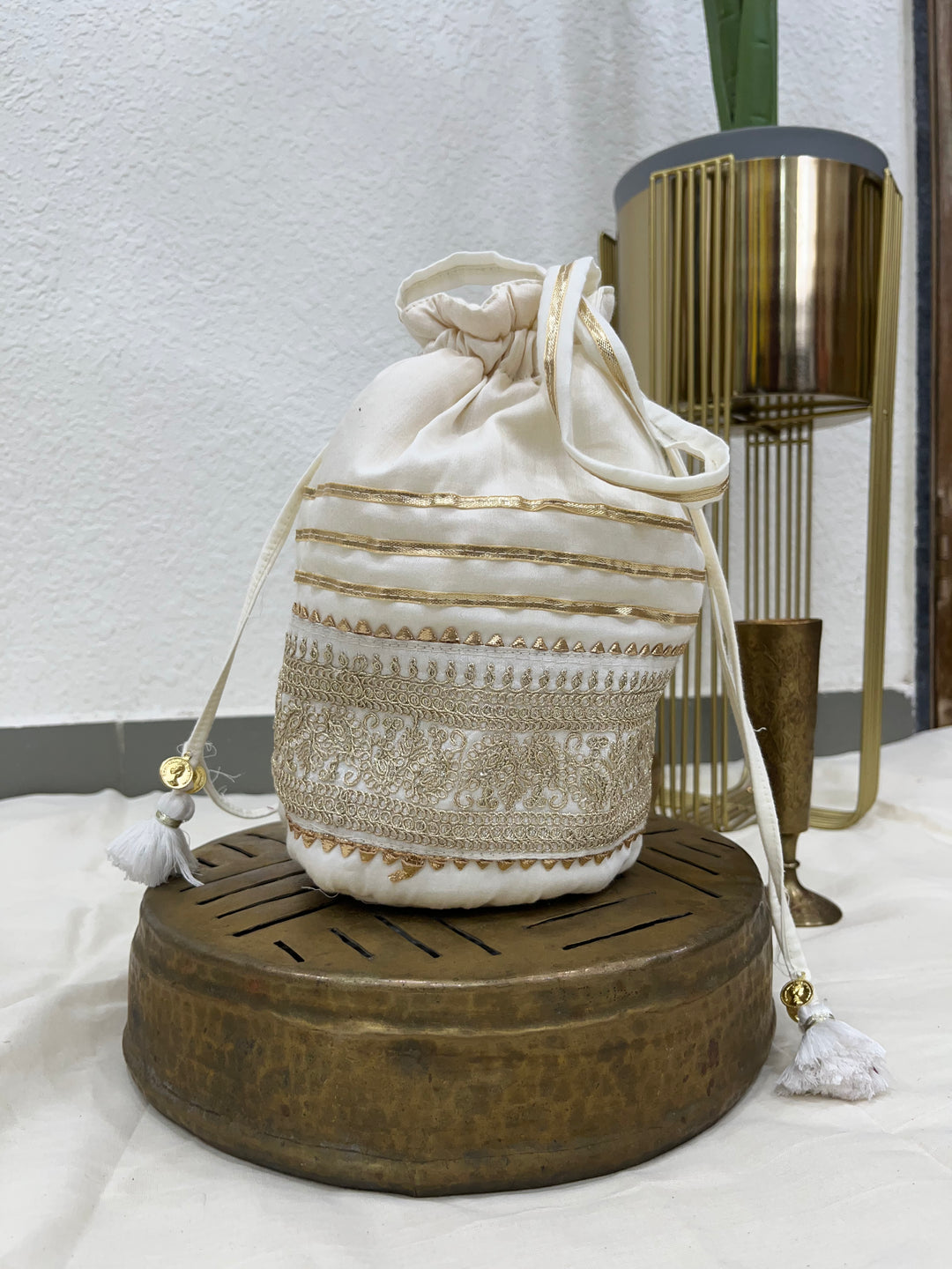 Sitara Potli – Off White