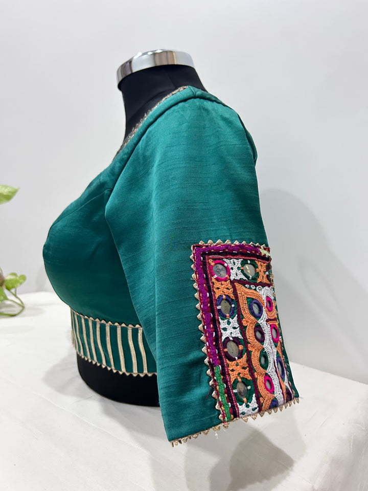 Vama Blouse – Rama Green