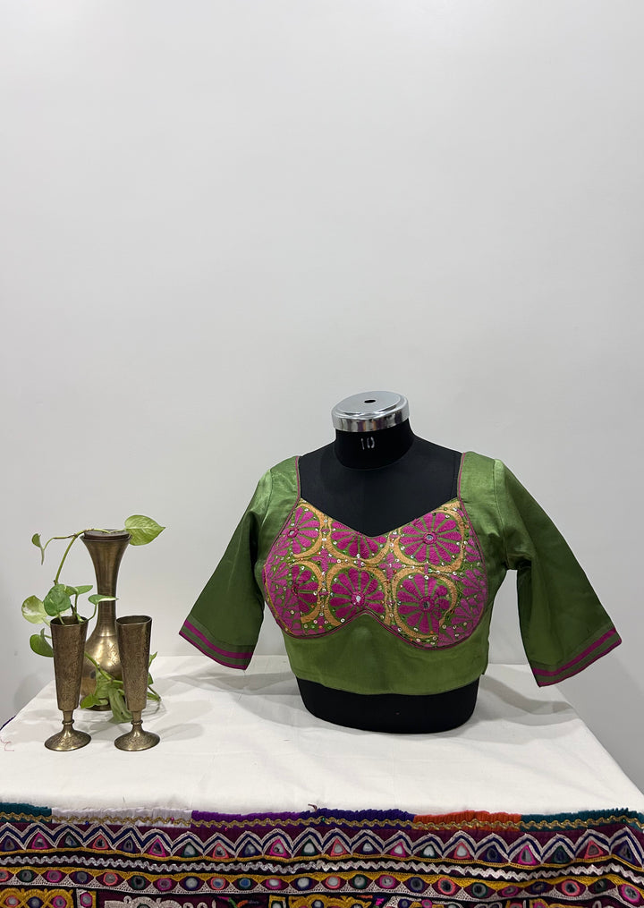 Nivara Blouse – Mehndi Green