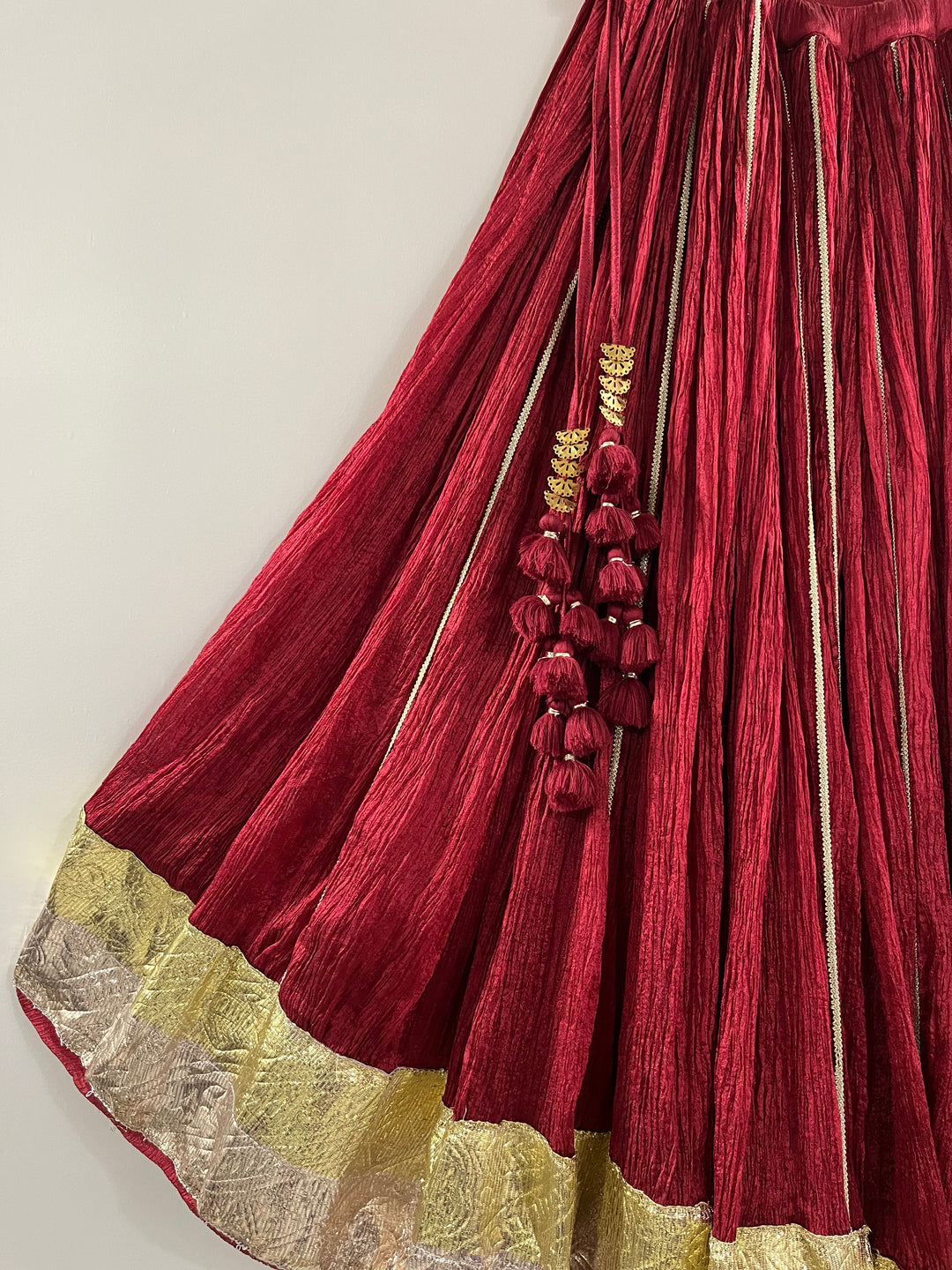 Maroon Crush Chaniyo – 10 Mtr Flared Lehenga in Silk