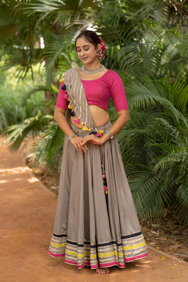 Suhana Set – Pink & grey Lehenga Set