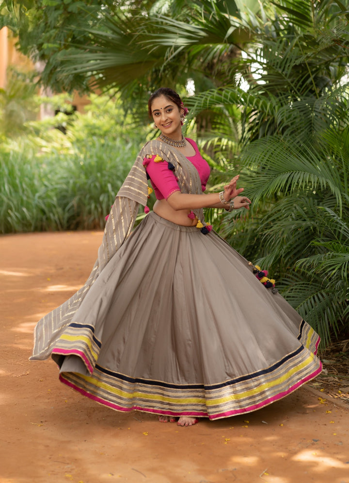 Suhana Lehenga – Grey