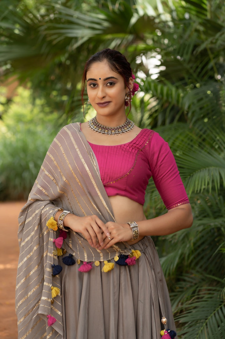 Suhana Dupatta – Grey