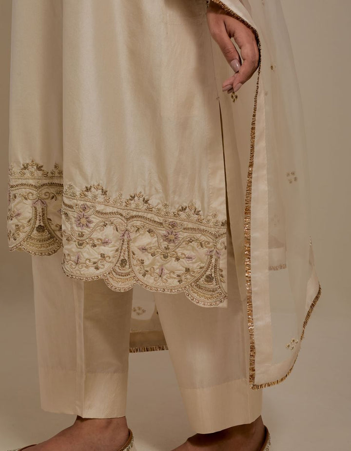 Padma champagne hand embroidered dupatta-2