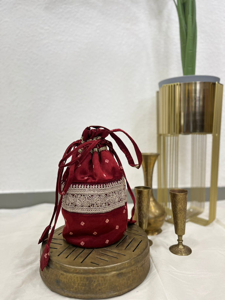 Ruh Potli – Maroon