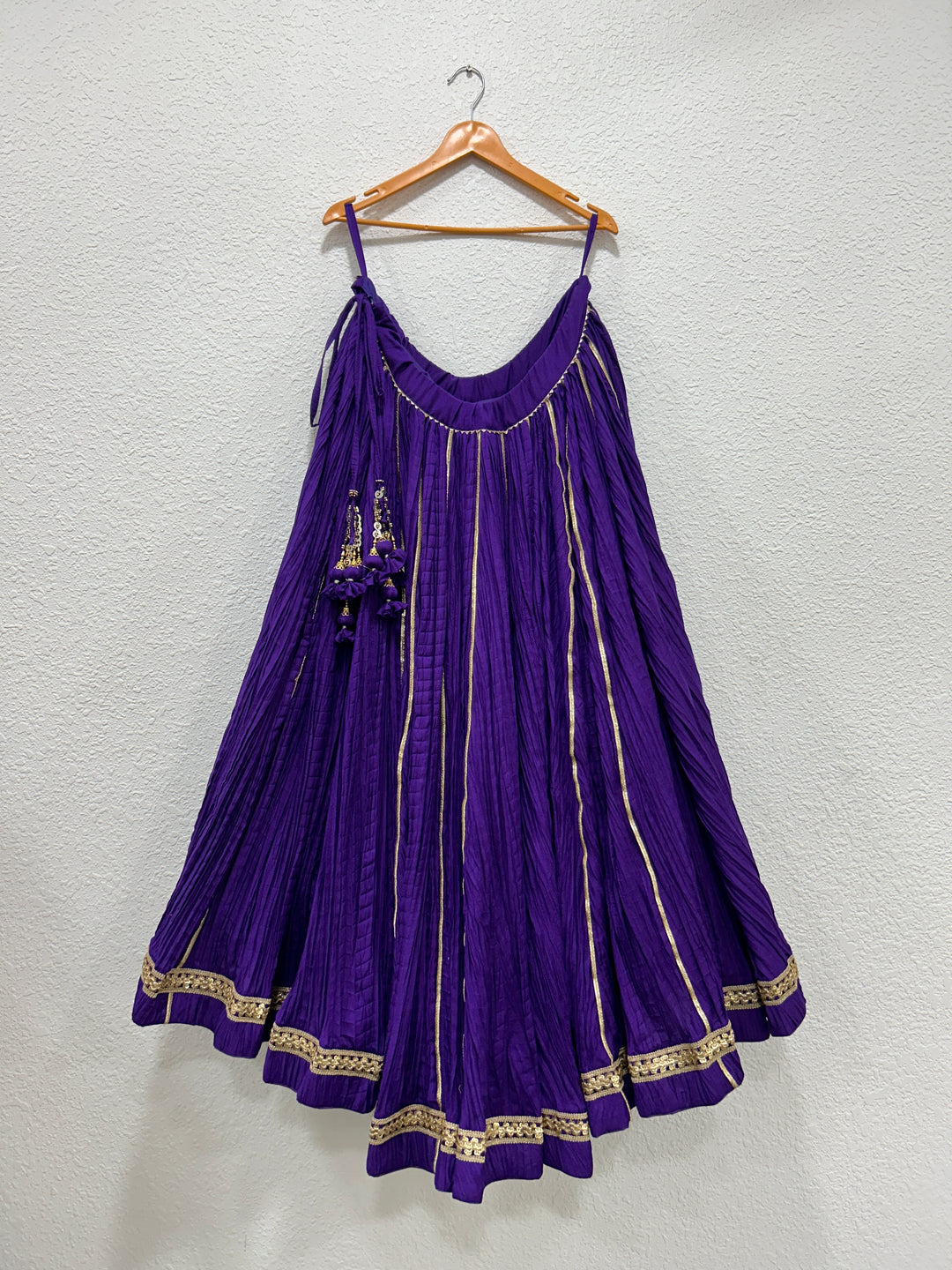 Festive Bamboo Crush chaniya with elegant golden lace border detailing