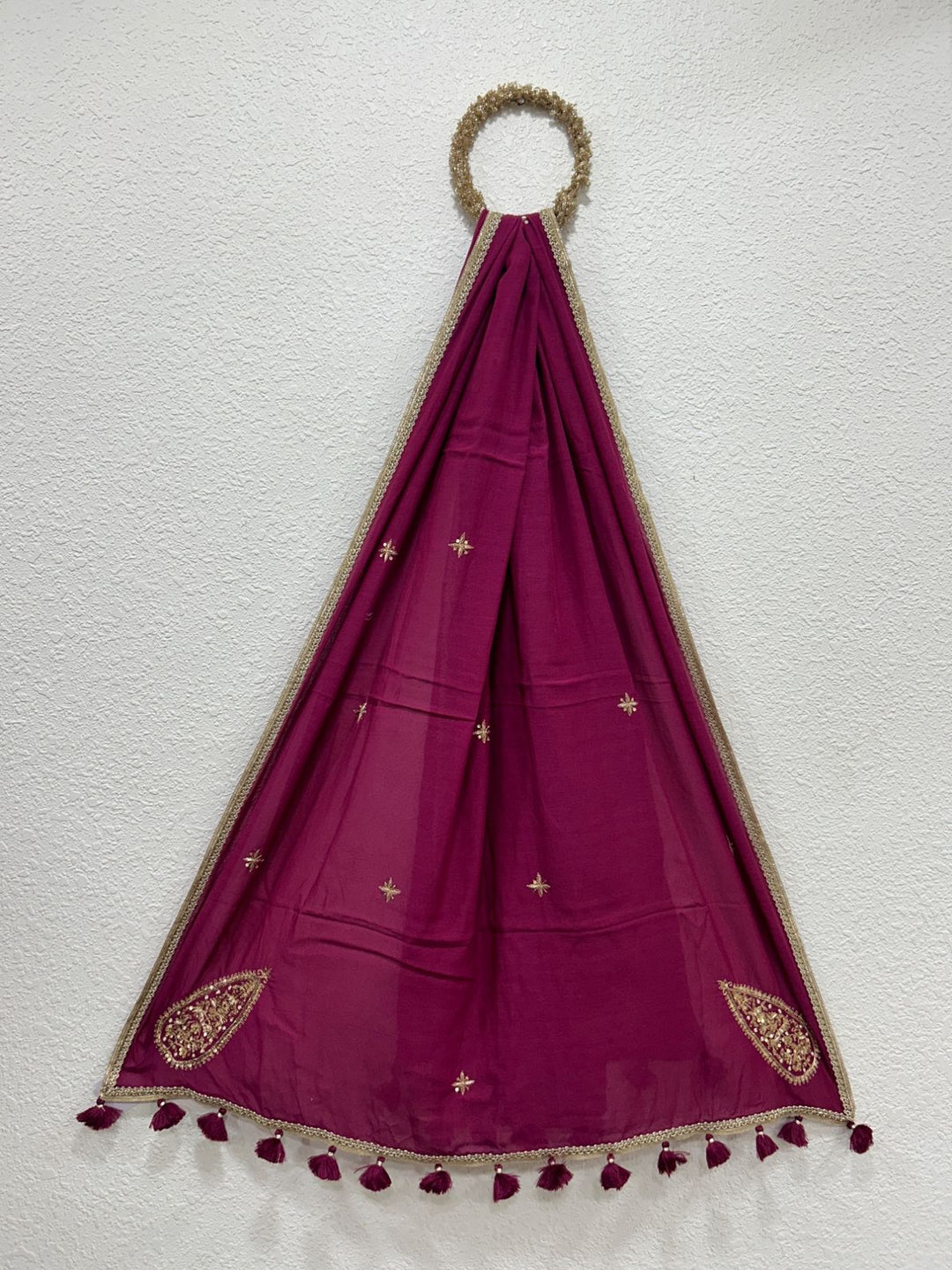 Ethnic Chanderi cotton dupatta showcasing artisanal embroidery craftsmanship