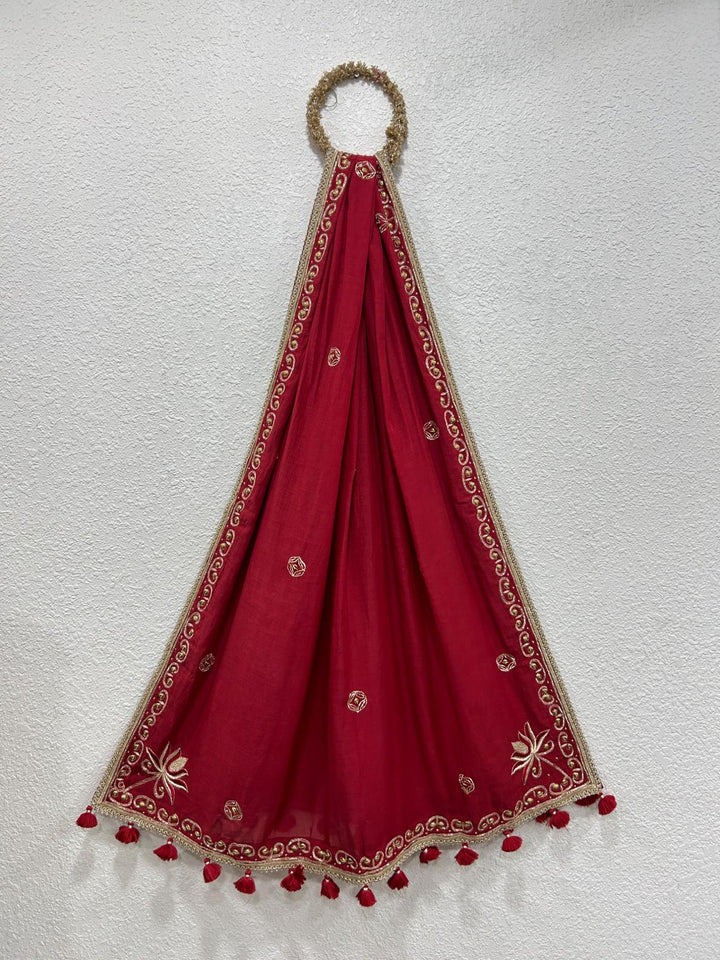 Festive Chanderi cotton dupatta with intricate handcrafted detailing